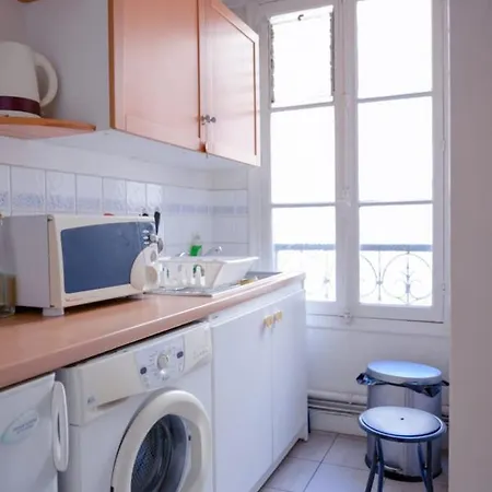 Lovely Porte De Versailles Apartament